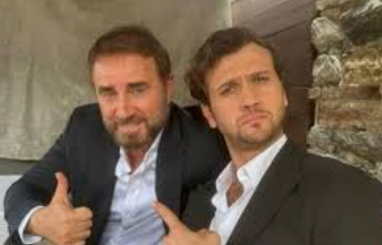 Ünlü Oyuncu Cenk Kangöz, Kars'ta Minibüs Şoförü Tarafından Silahla Tehdit Edildi